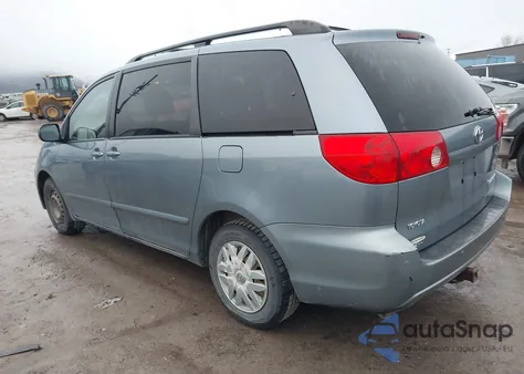 2010 Toyota Sienna Le from USA, damaged, VIN 5TDKK4CC7AS306918